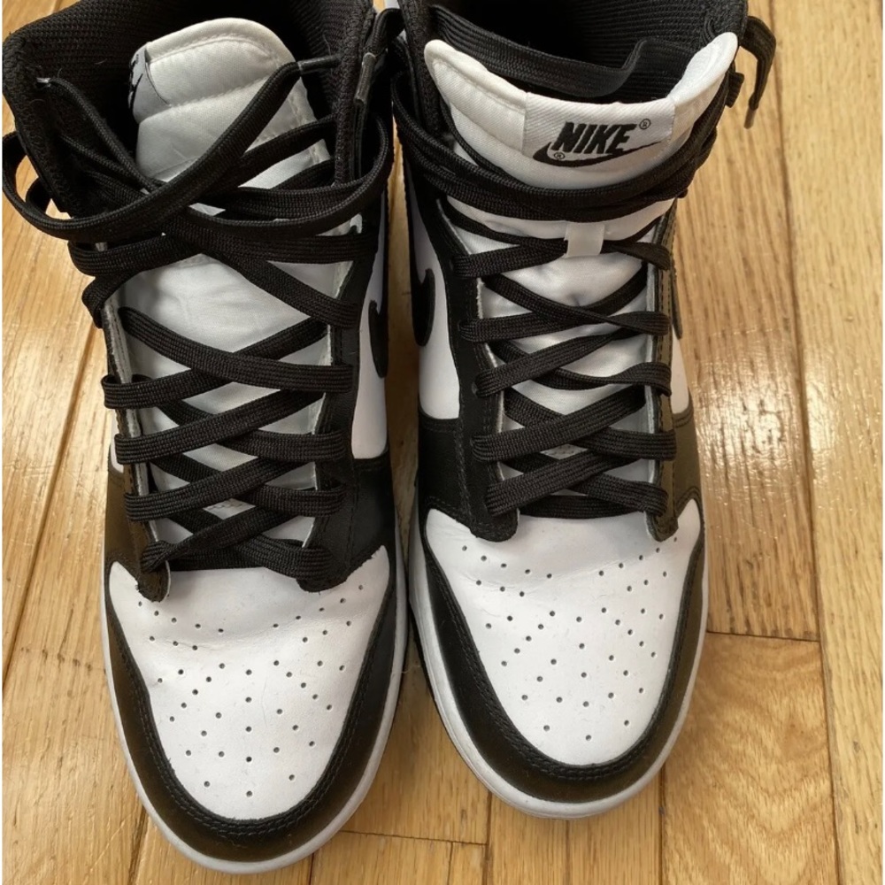 Nike Panda dunk Mens Size 9.5